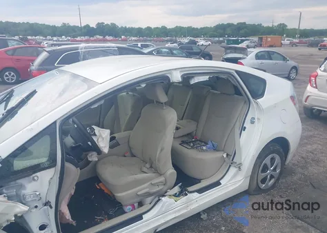 2014 Toyota Prius Three from USA, damaged, VIN JTDKN3DUXE1818698